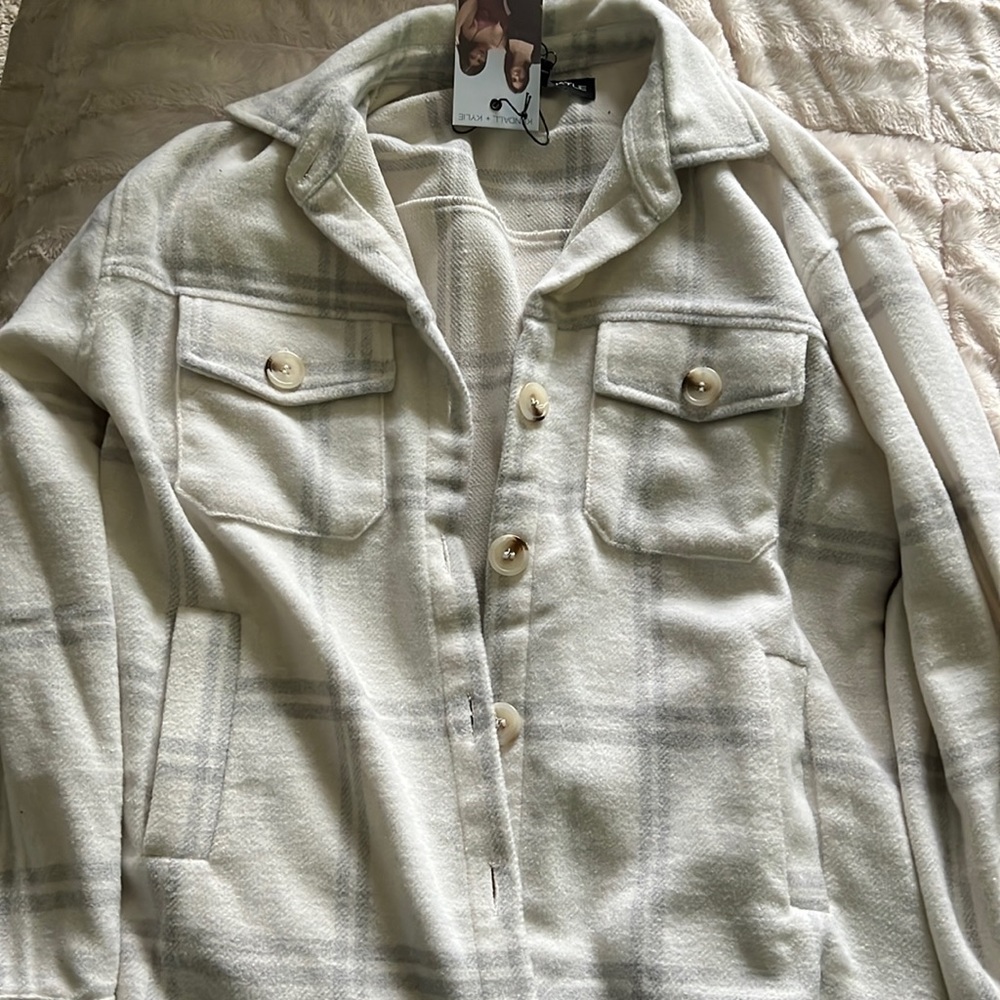 Kendall and Kylie shirt jacket